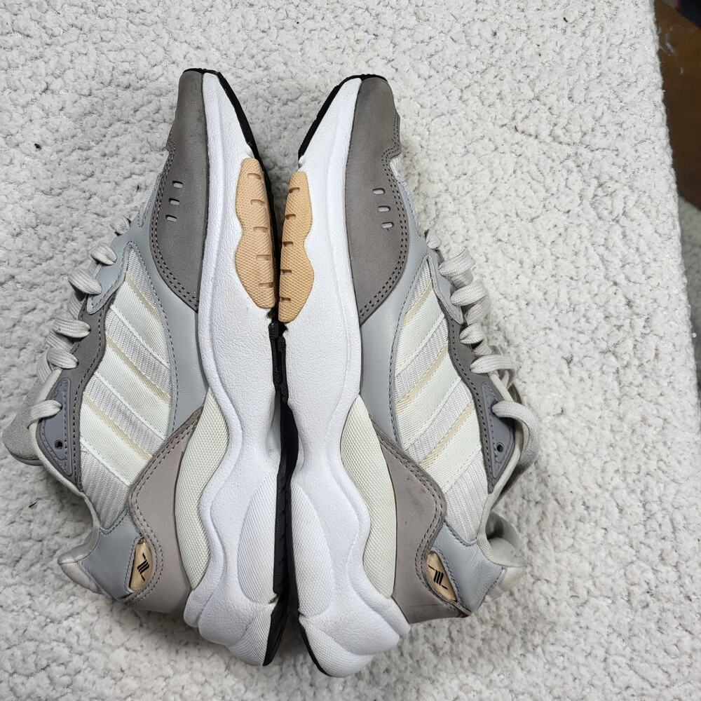 Adidas Retropy F90 sneakers in gray Women's Size 9 US